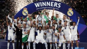 拉什福德双响世界波助曼联逆袭，点燃希望之火